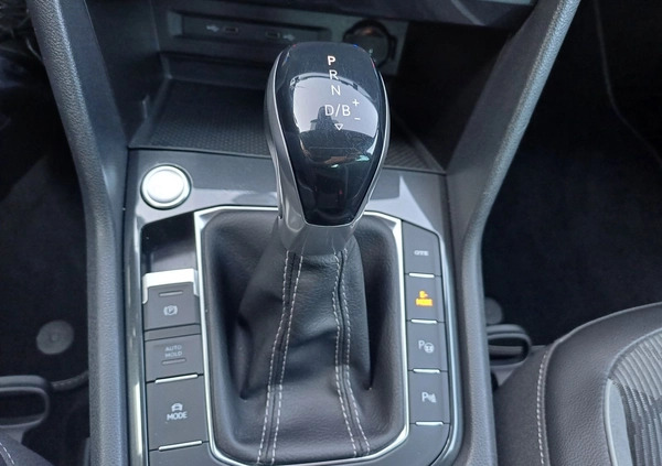 Volkswagen Tiguan cena 144900 przebieg: 73413, rok produkcji 2021 z Lubliniec małe 379
